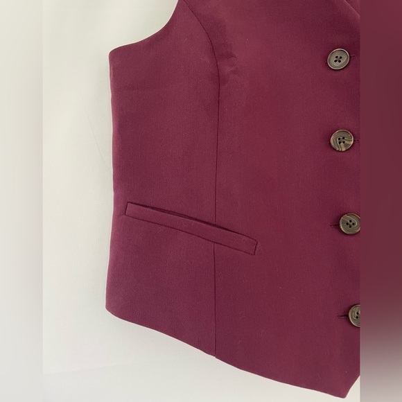 Old Navy NWT Maroon Women’s Small Vest brown Buttons - Picture 7 of 7
